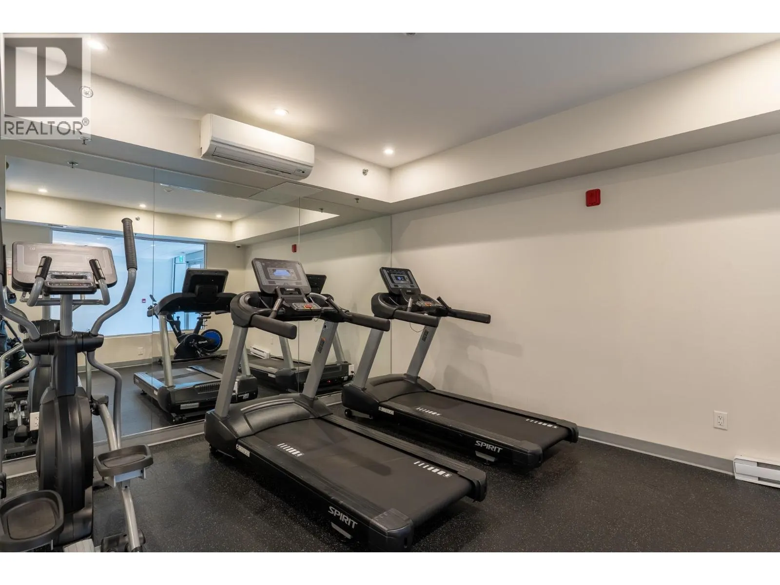 2555 Lakeshore Road Unit# 514