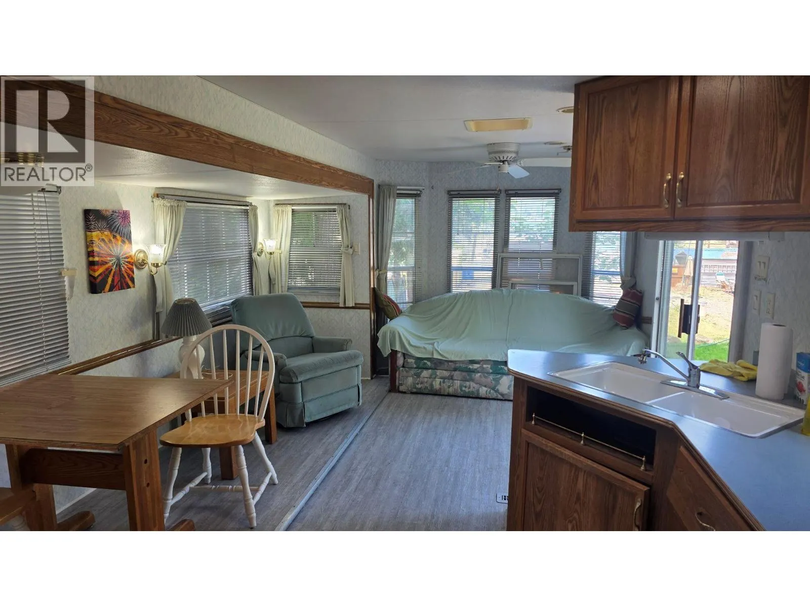 2009 Eagle Bay Road