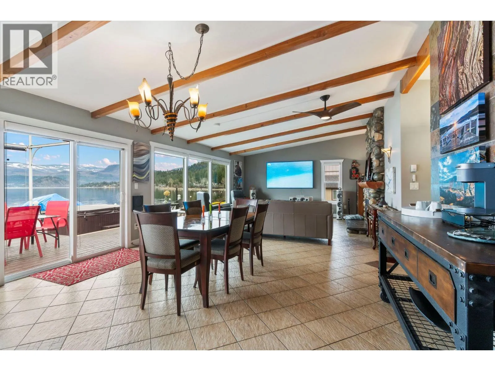 2009 Eagle Bay Road