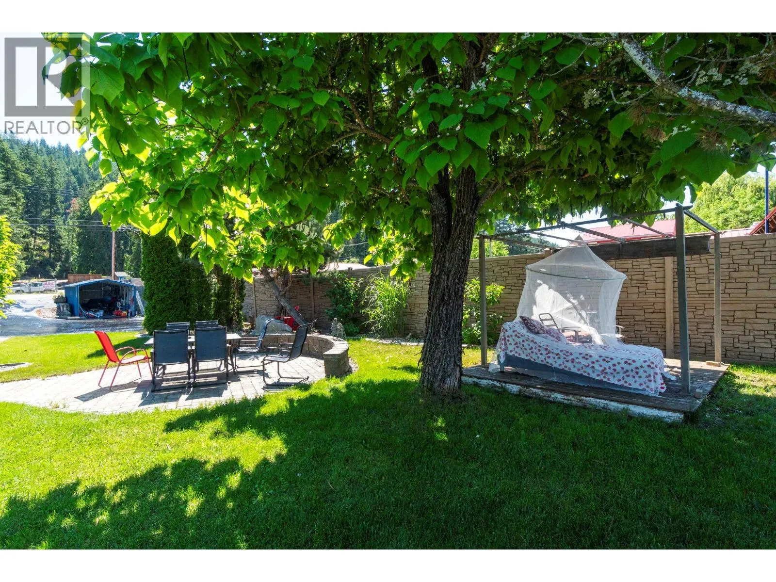 2009 Eagle Bay Road