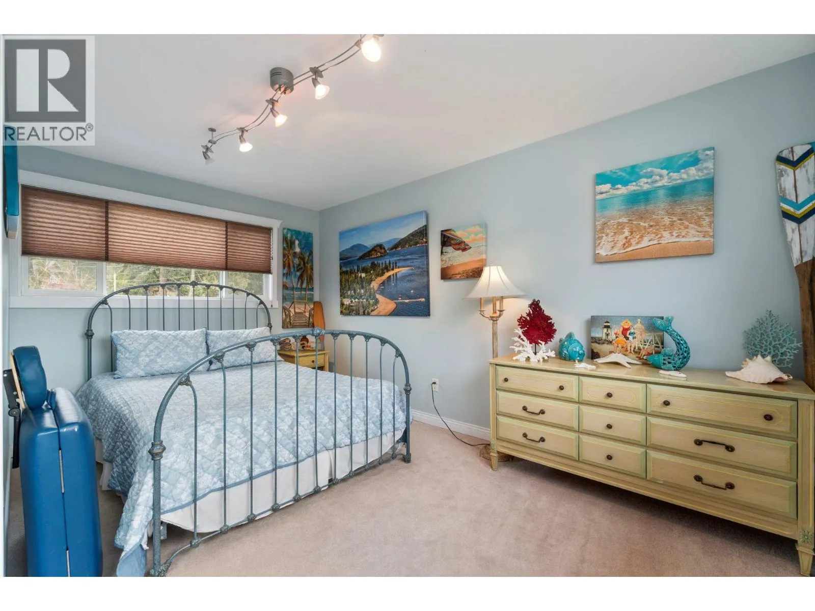 2009 Eagle Bay Road