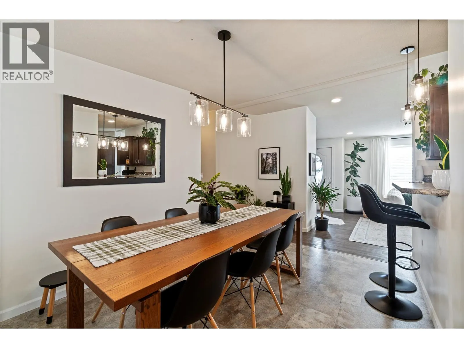 4811 10A Avenue NE Unit# 16