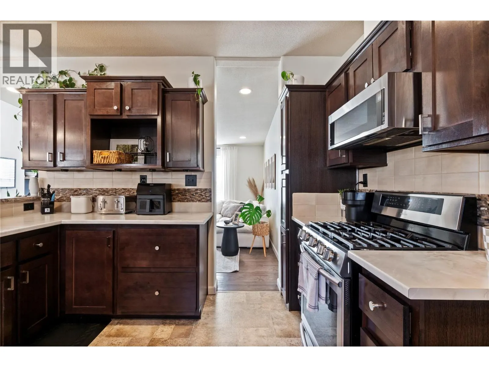 4811 10A Avenue NE Unit# 16