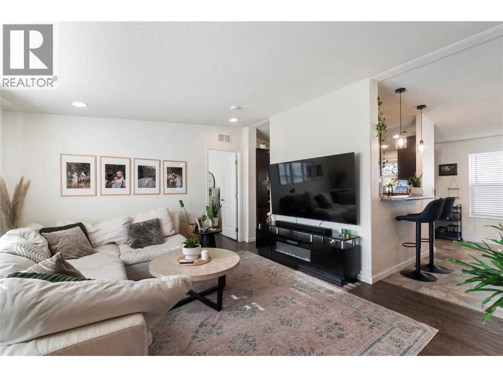 4811 10A Avenue NE Unit# 16