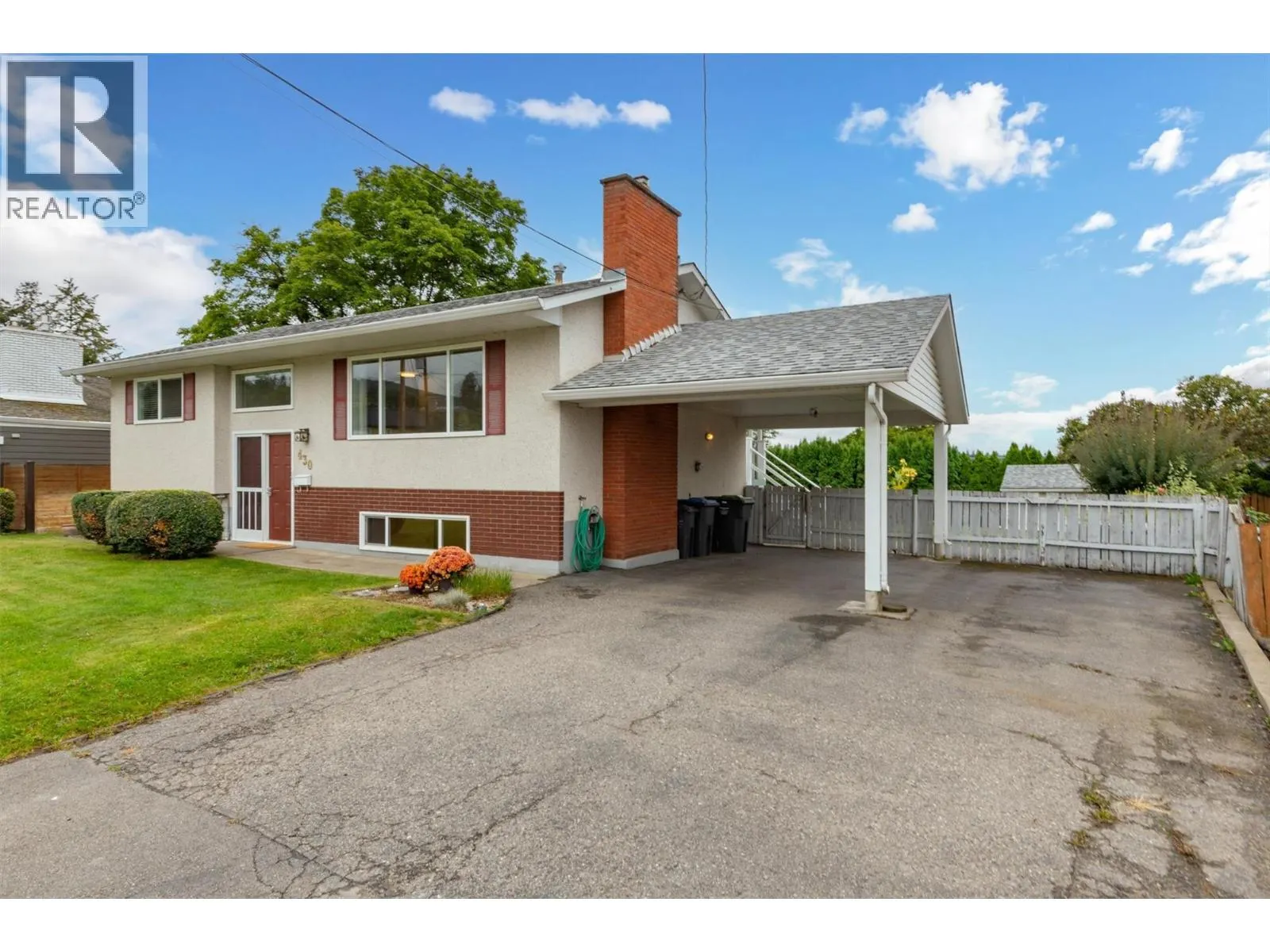430 Perth Road