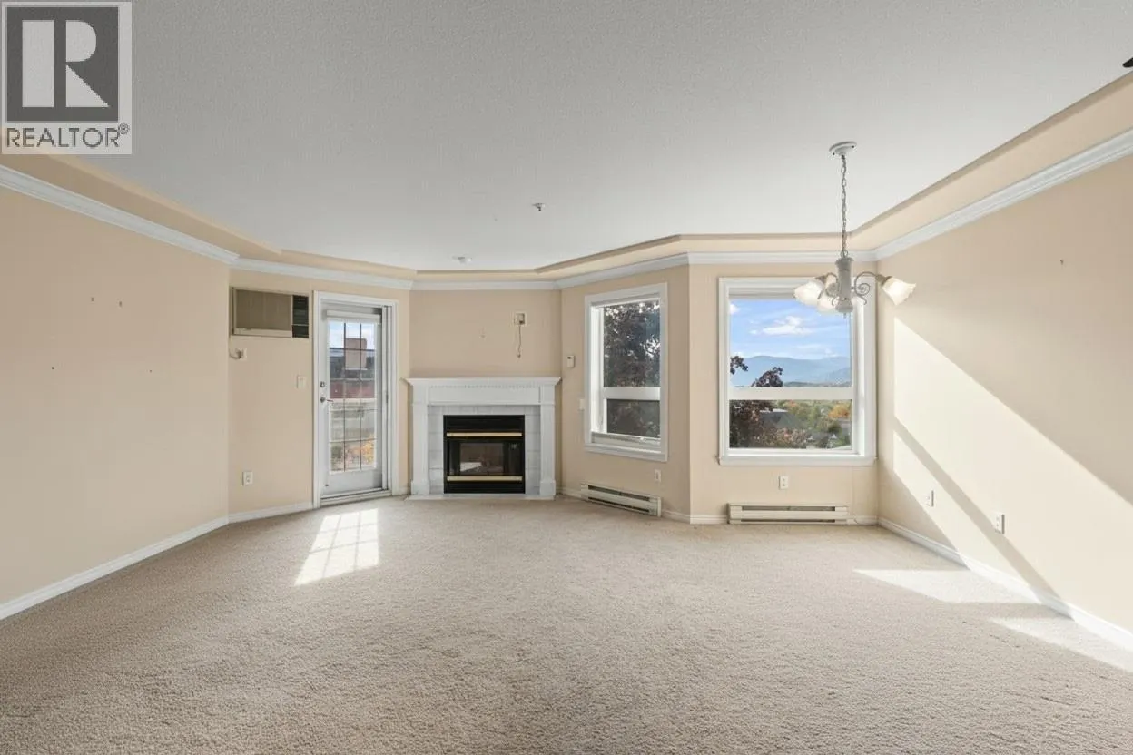 3300 Centennial Drive Unit# 303