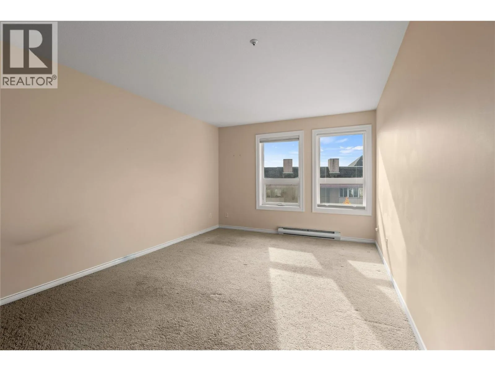 3300 Centennial Drive Unit# 303