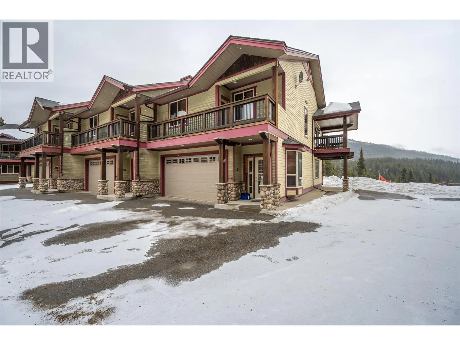 360 STRAYHORSE Road Unit# 31