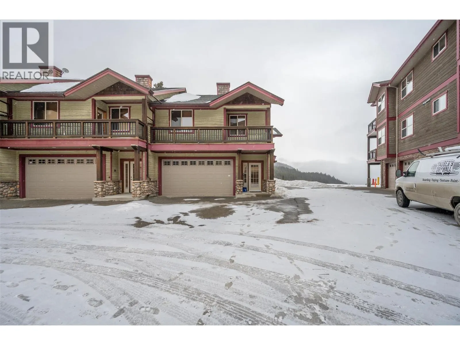 360 STRAYHORSE Road Unit# 31