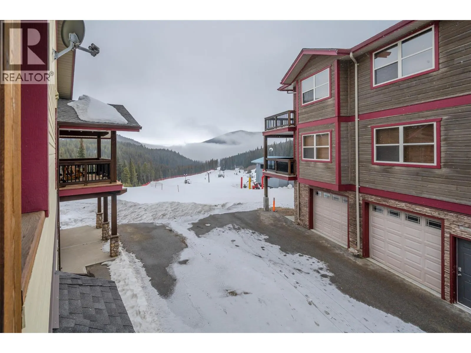 360 STRAYHORSE Road Unit# 31