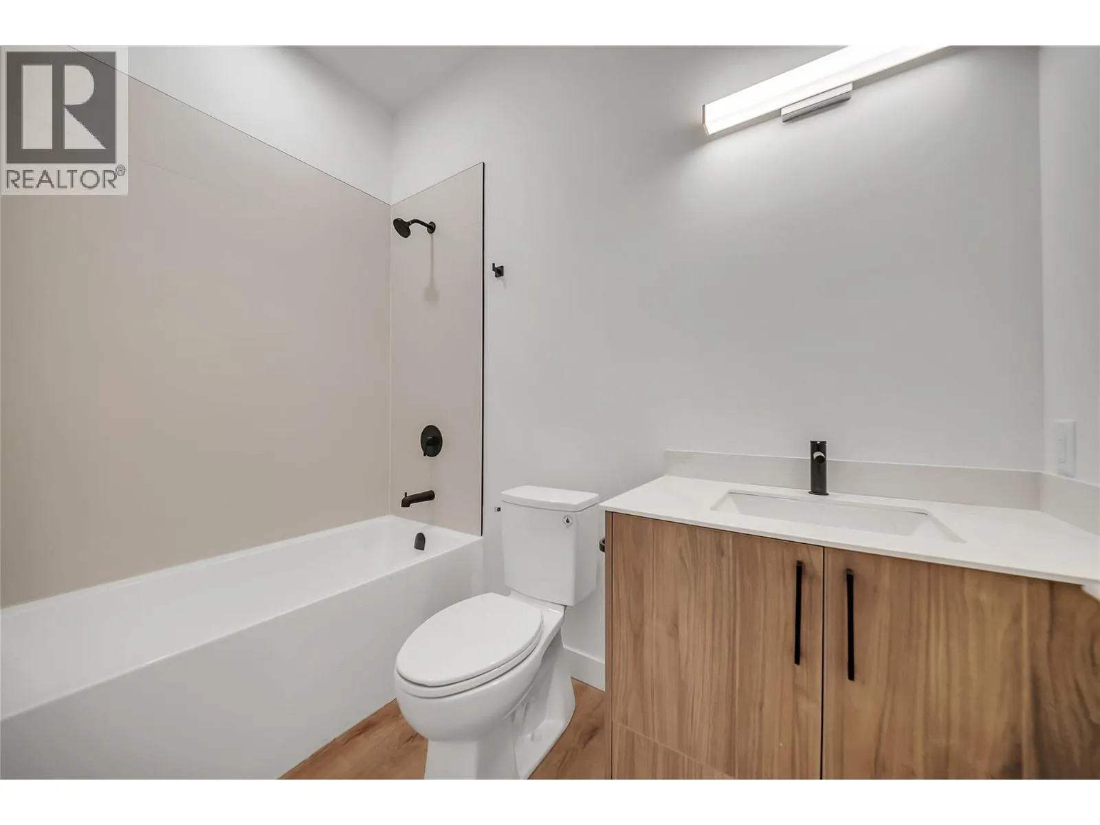 647 Clement Avenue Unit# 611