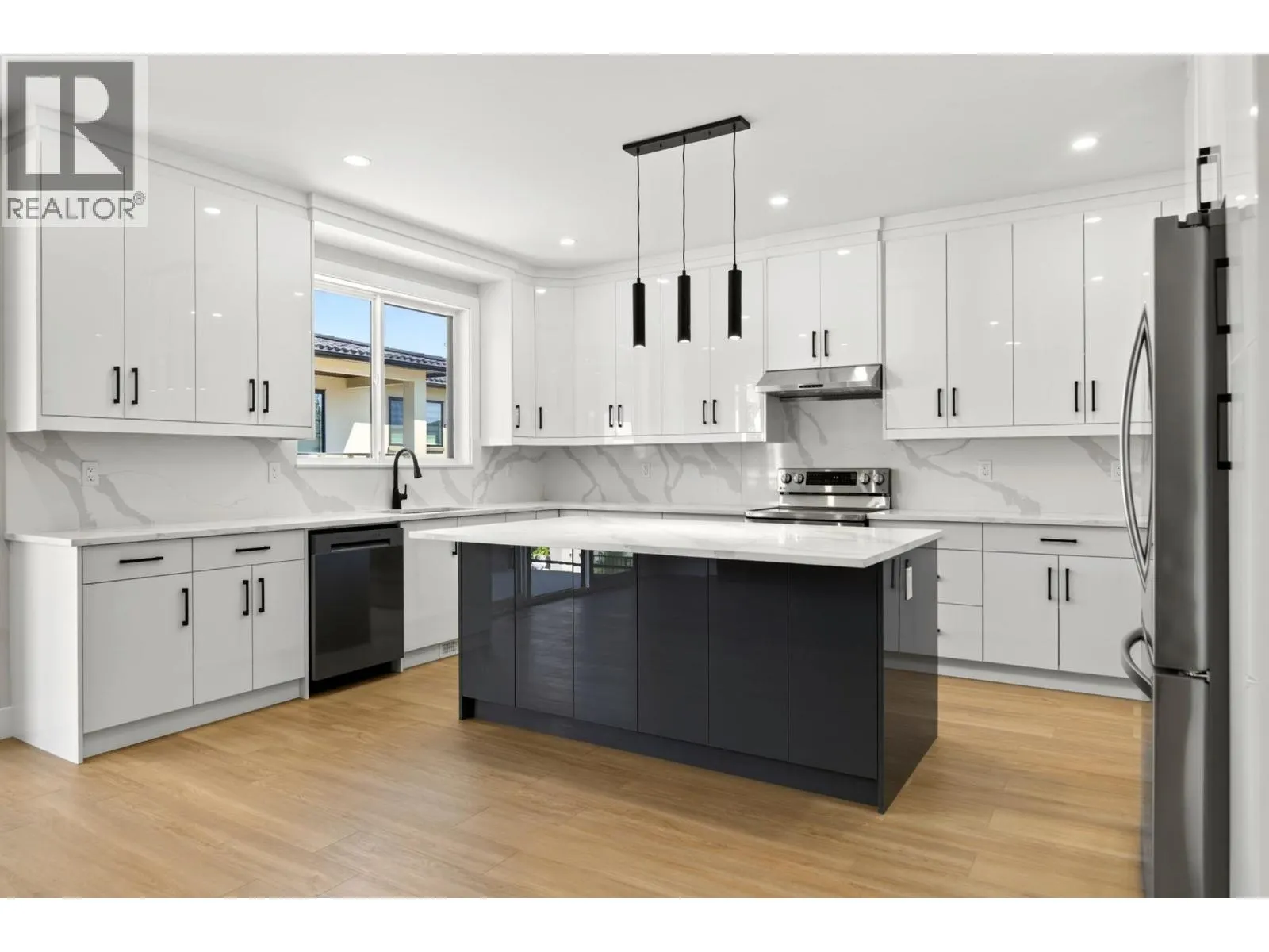 1686 Harbour View Crescent Lot# 874