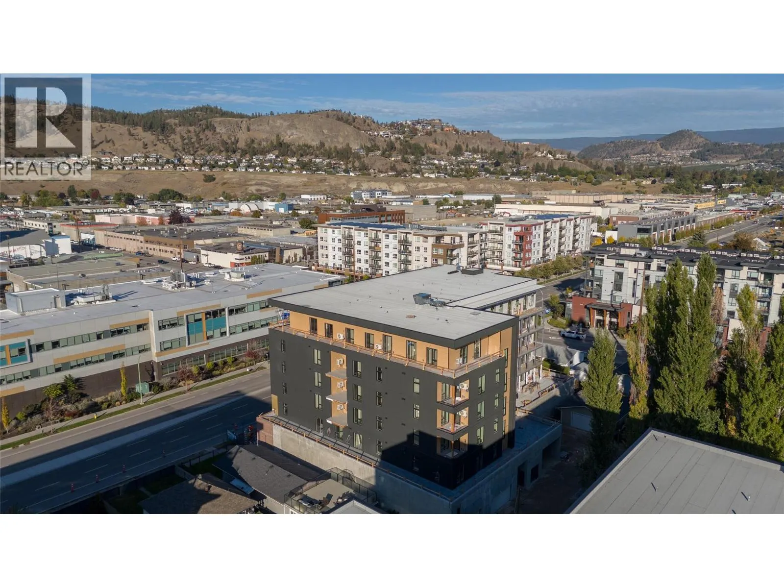 647 Clement Avenue Unit# 512