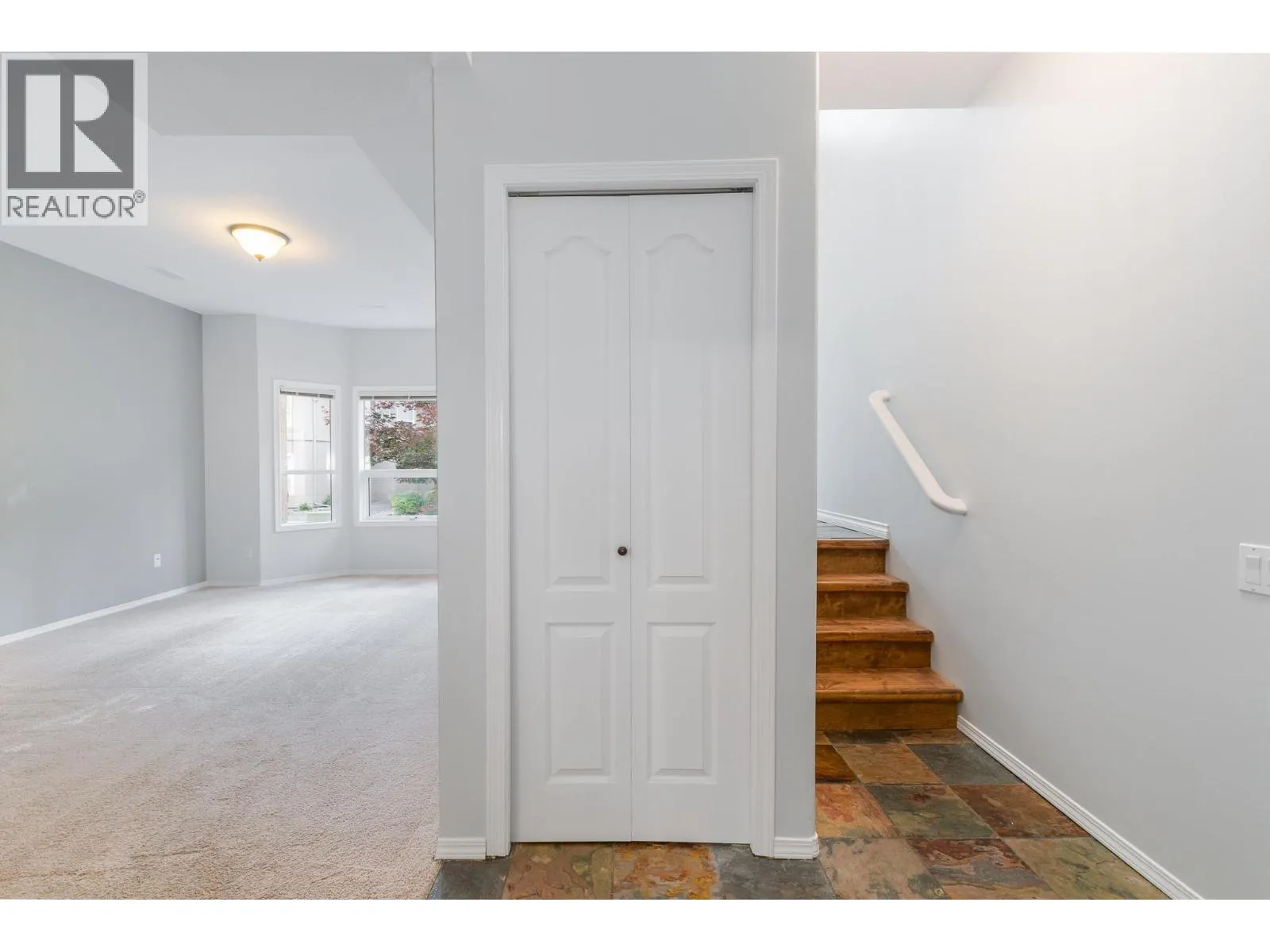 2425 Mount Baldy Drive Unit# 19
