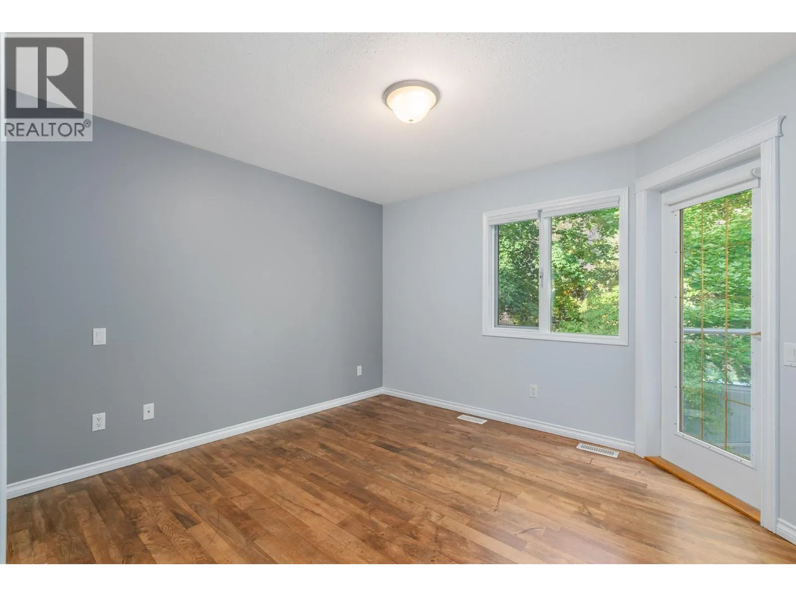 2425 Mount Baldy Drive Unit# 19