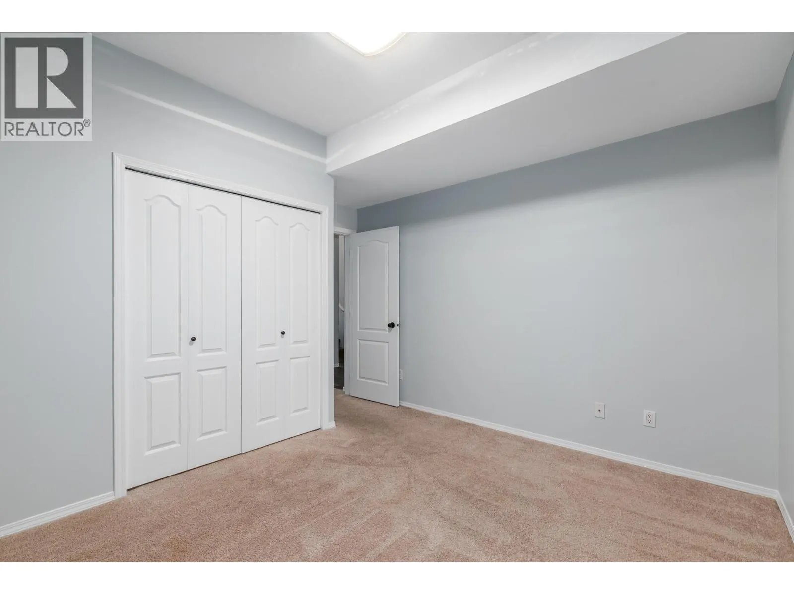 2425 Mount Baldy Drive Unit# 19