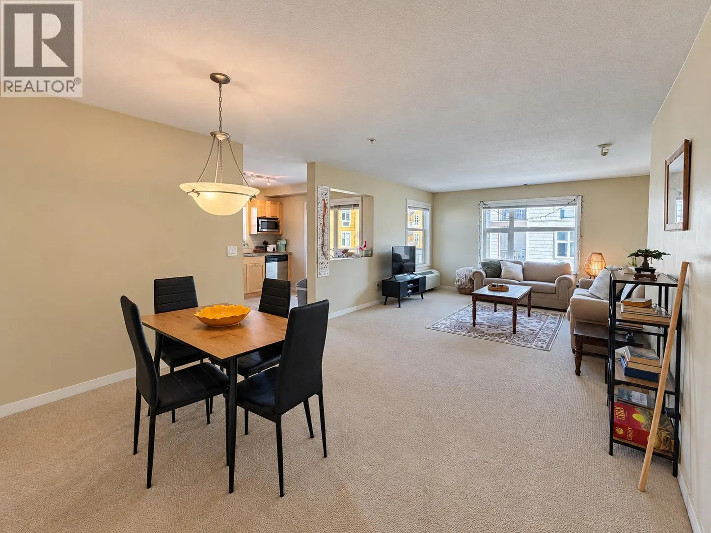563 Yates Road Unit# 301