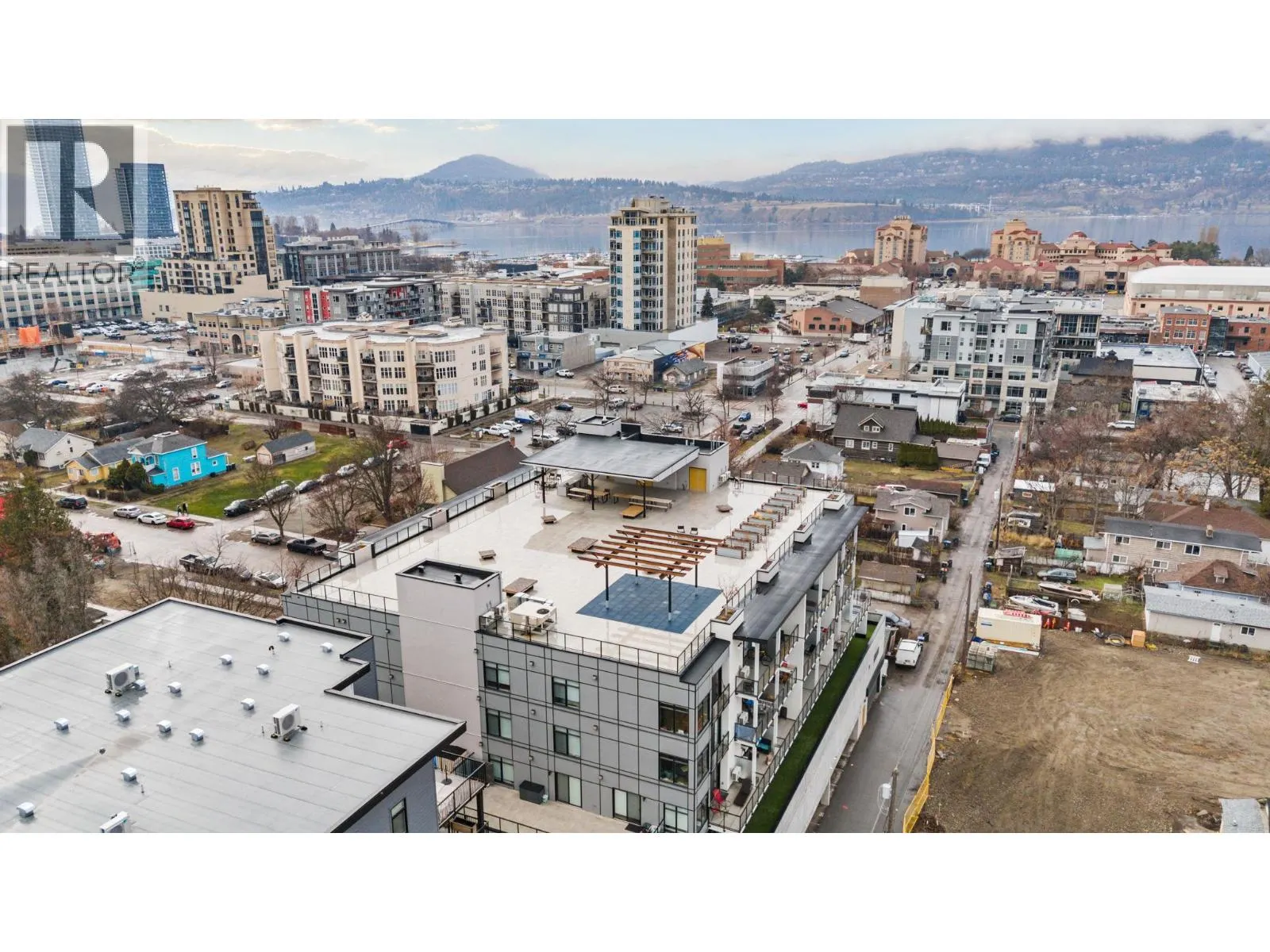 604 Cawston Avenue Unit# 404
