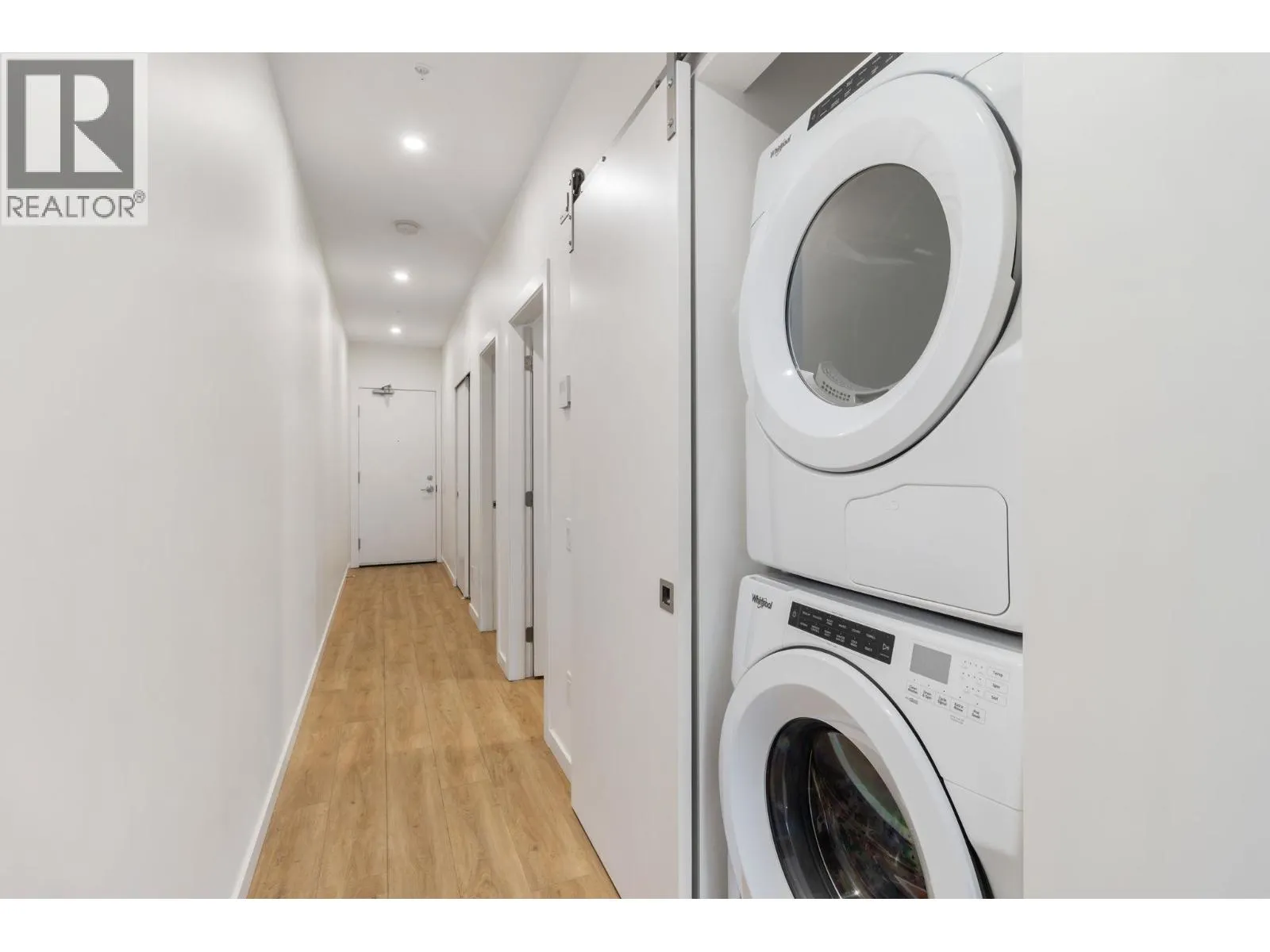 604 Cawston Avenue Unit# 404