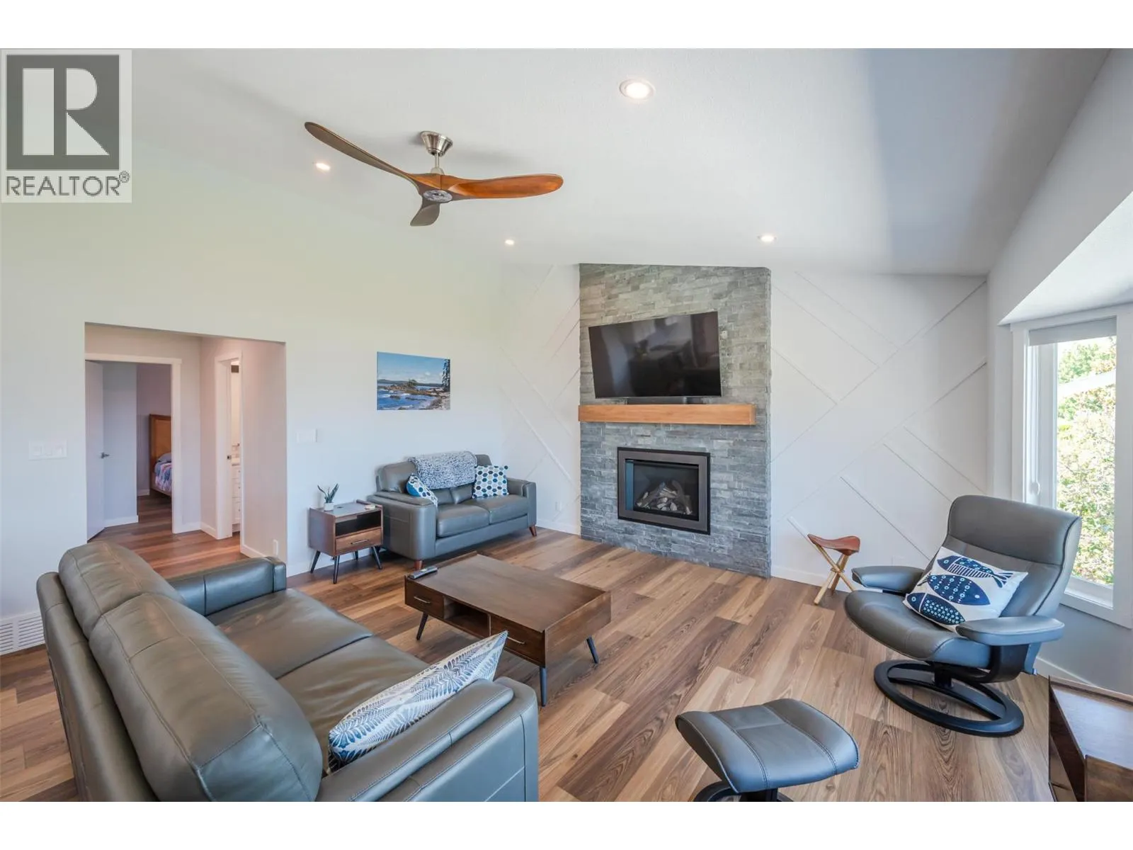 153 Westview Drive