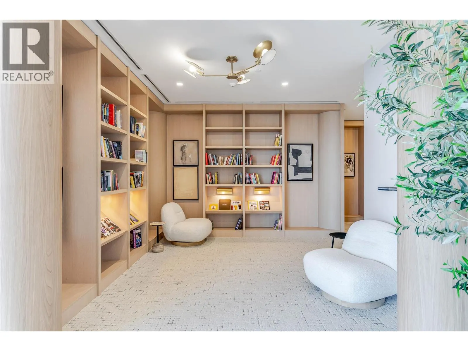 3300 Lakeshore Road Unit# 401