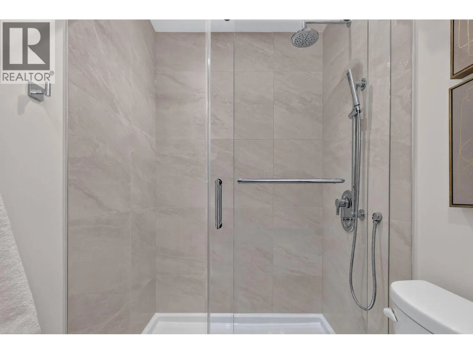 3300 Lakeshore Road Unit# 401
