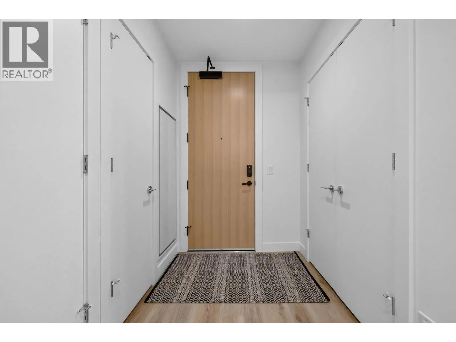 3300 Lakeshore Road Unit# 401