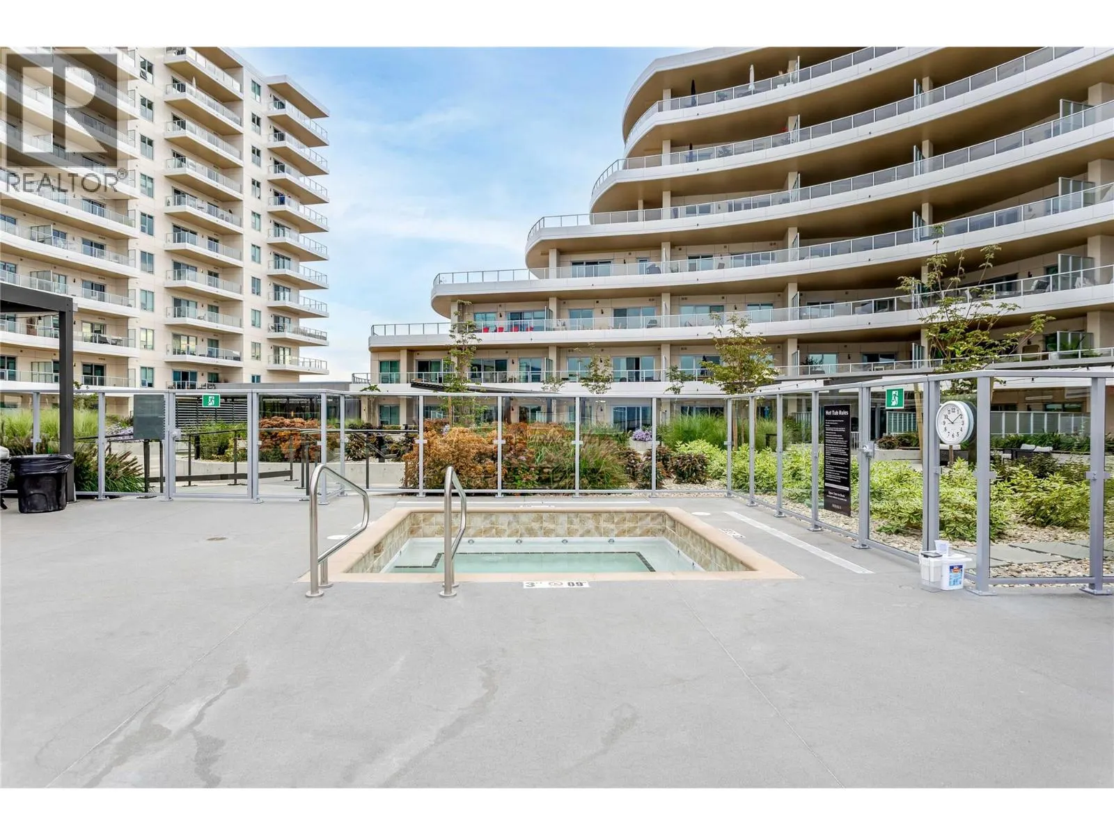 3300 Lakeshore Road Unit# 401