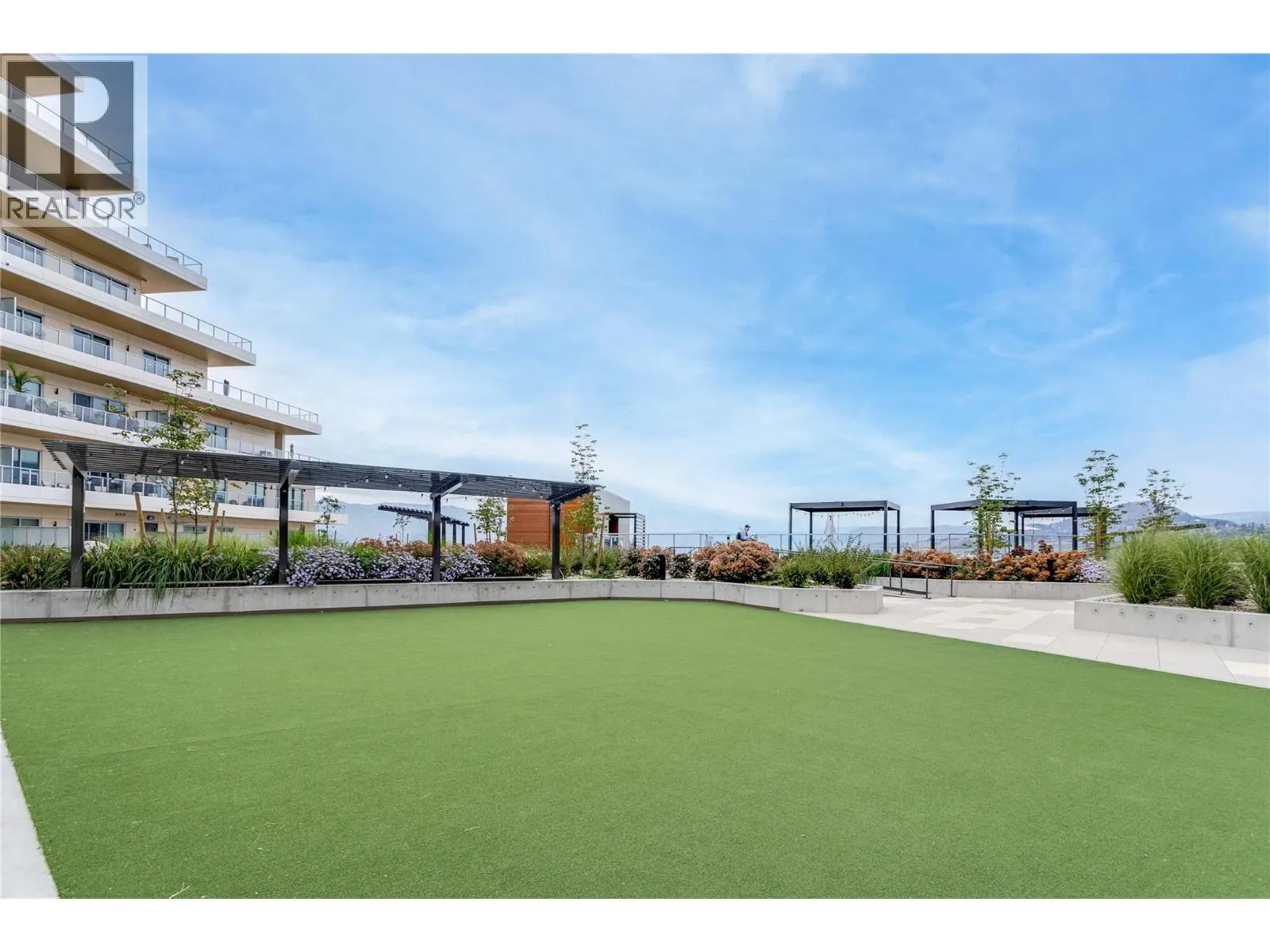 3300 Lakeshore Road Unit# 401