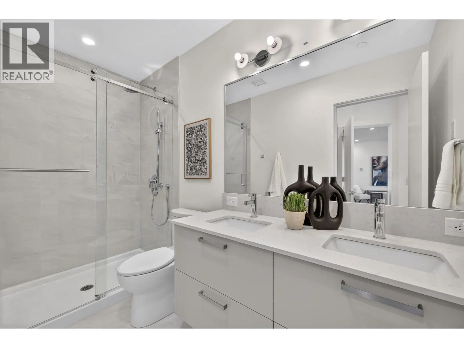 3300 Lakeshore Road Unit# 406