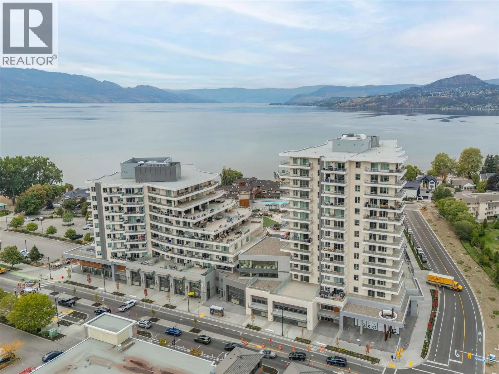 3300 Lakeshore Road Unit# 406