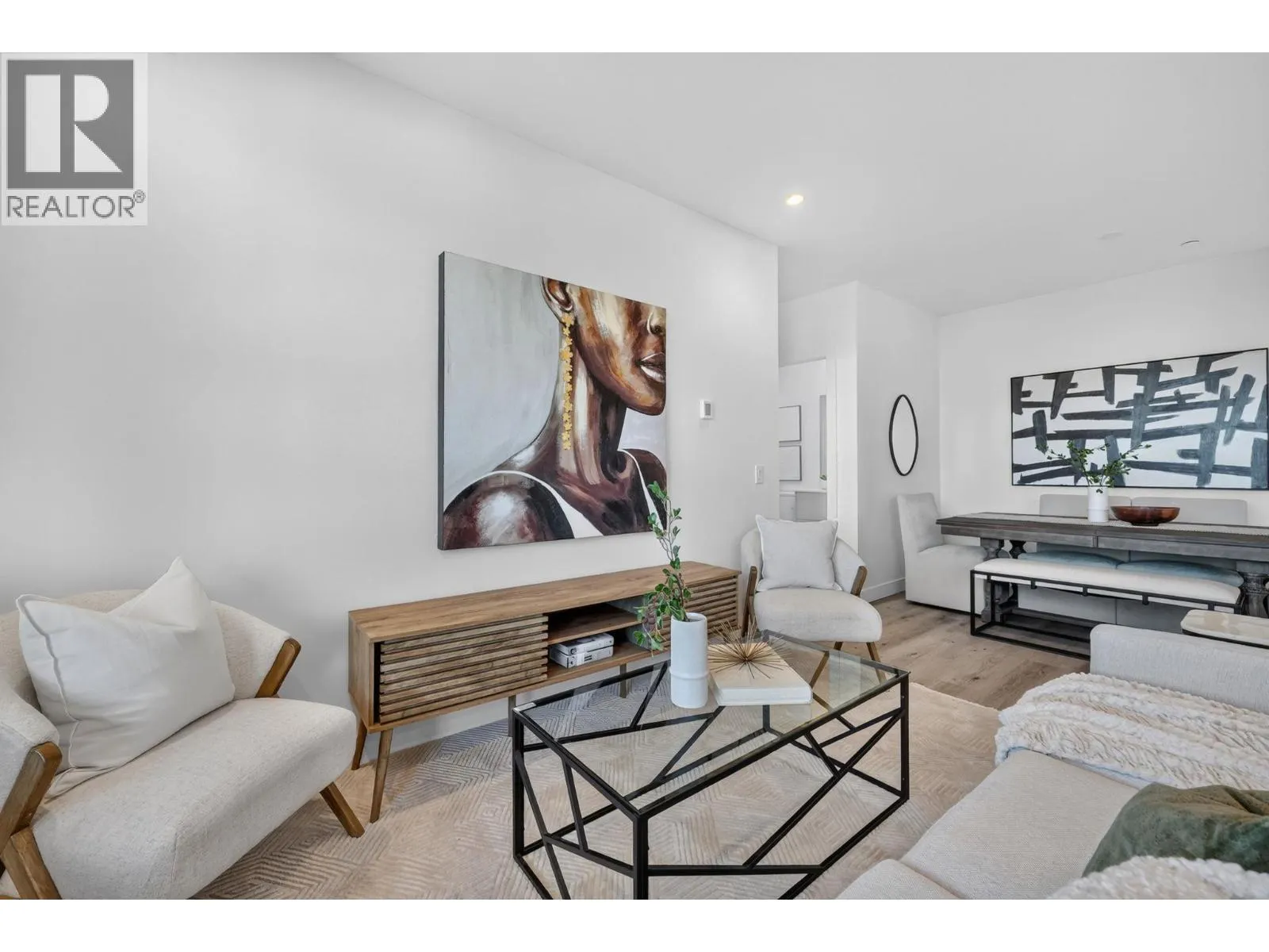 3300 Lakeshore Road Unit# 406