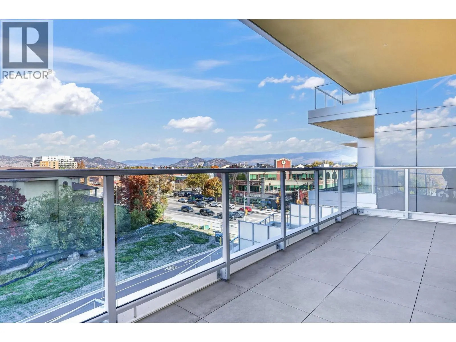 3300 Lakeshore Road Unit# 406
