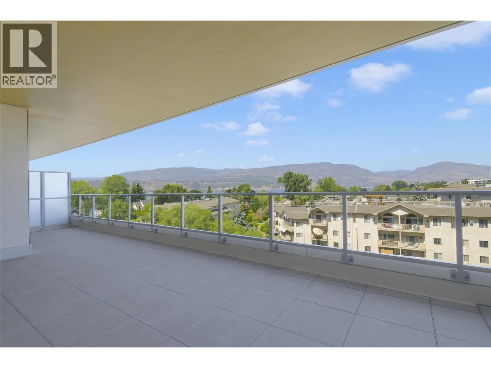 3300 Lakeshore Road Unit# 514