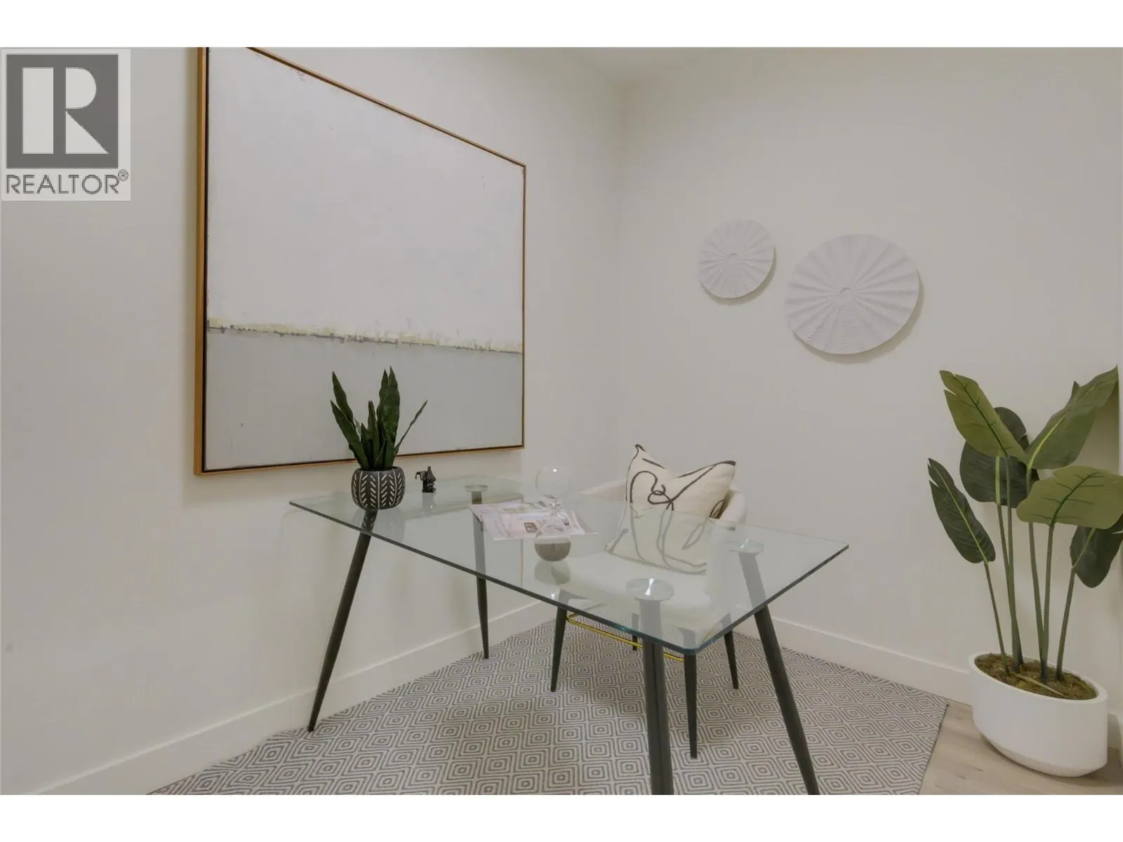 3300 Lakeshore Road Unit# 514