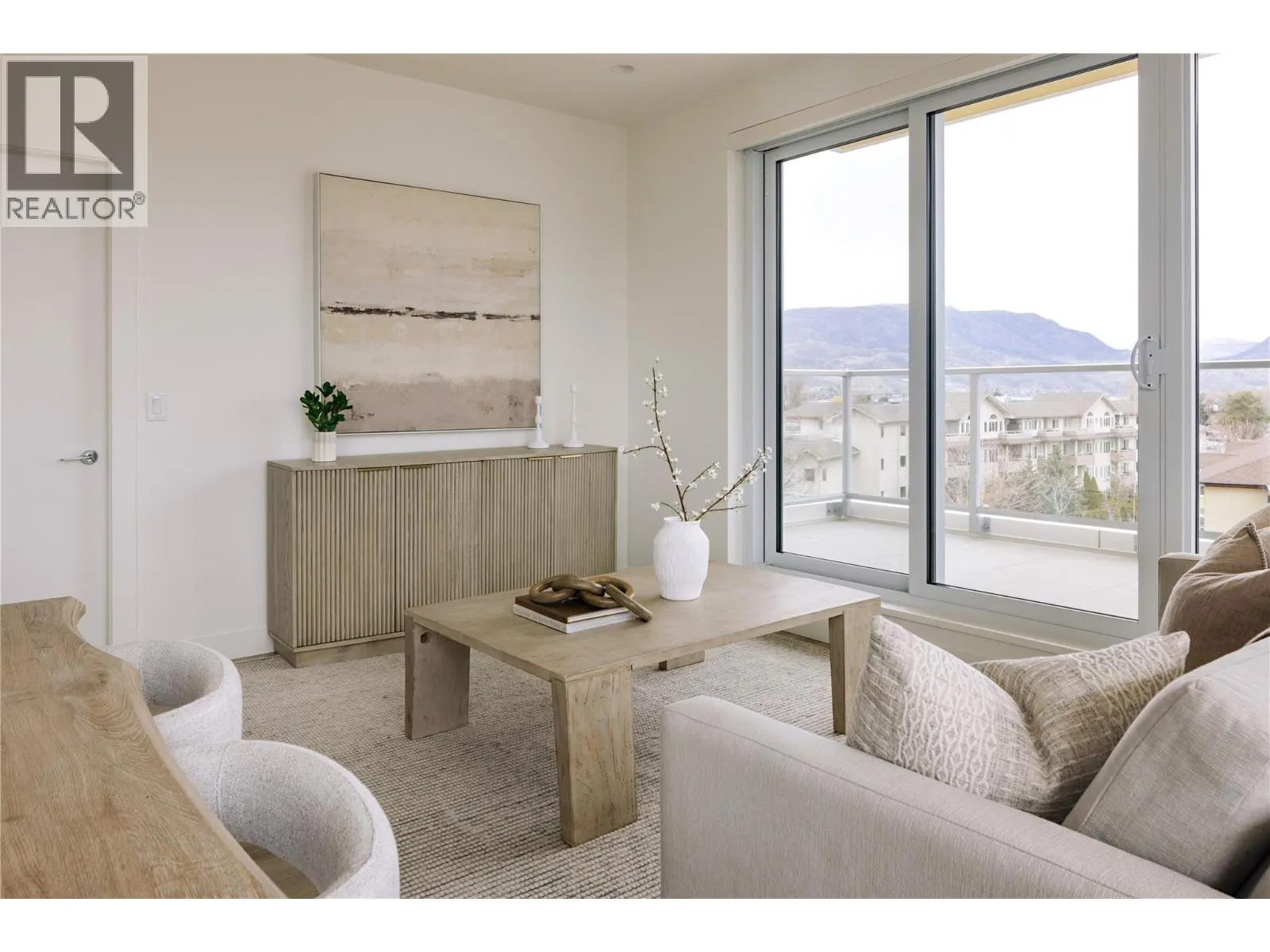 3300 Lakeshore Road Unit# 503