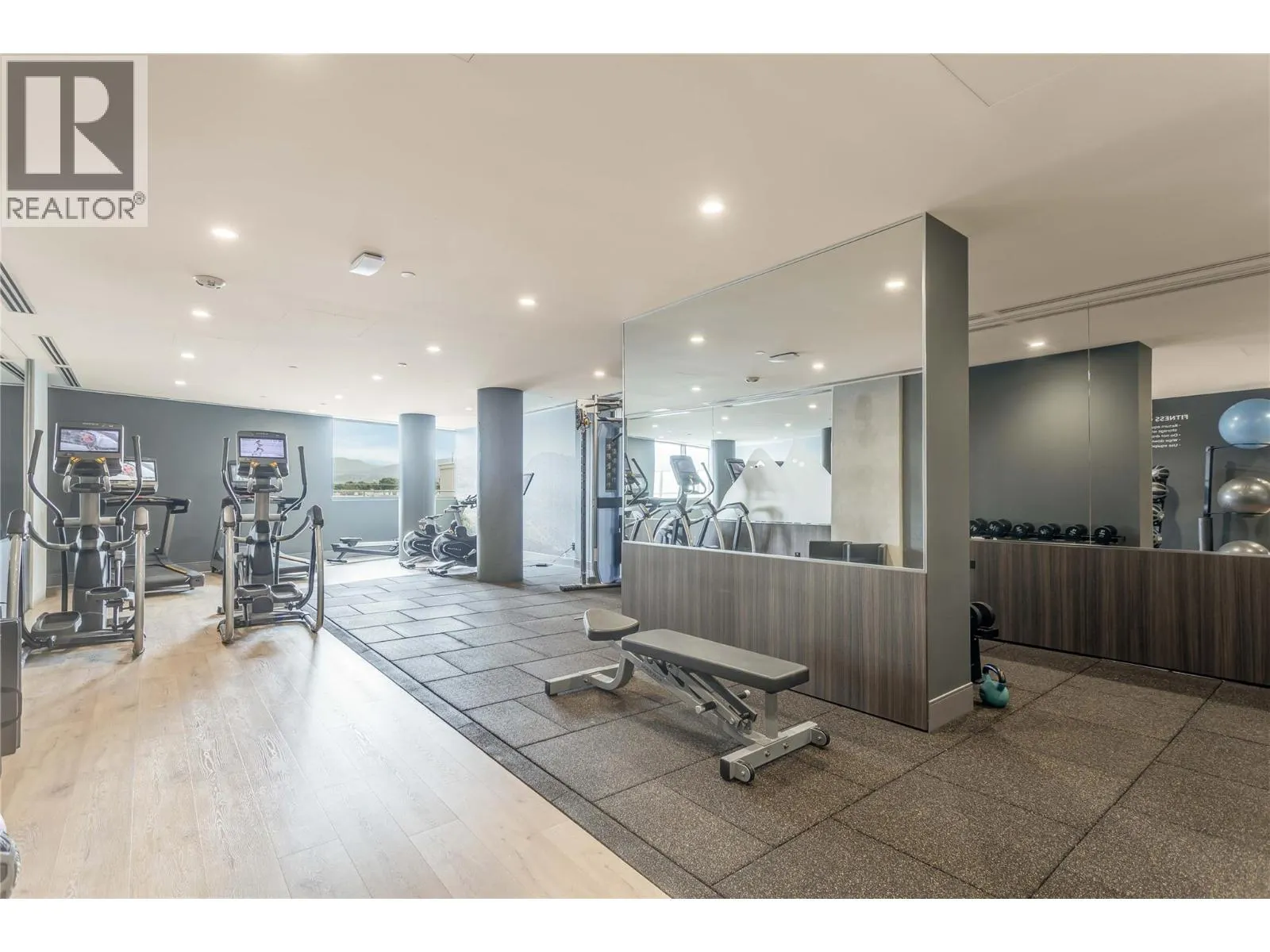 3300 Lakeshore Road Unit# 503