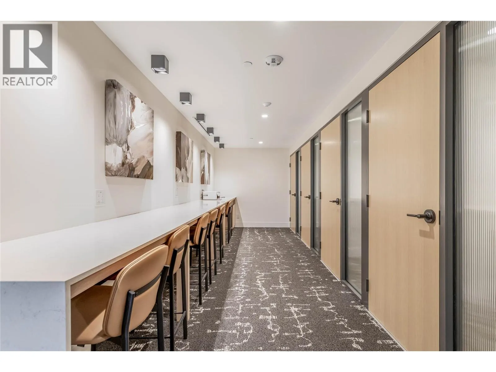 3300 Lakeshore Road Unit# 508