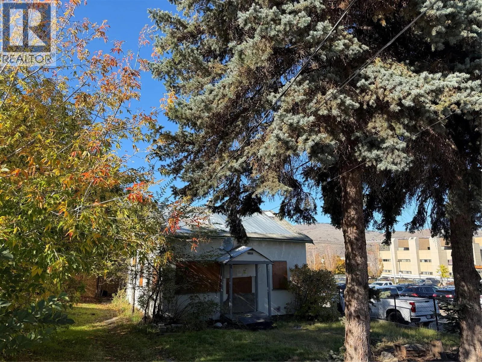 1900-1902-1904 31 Street