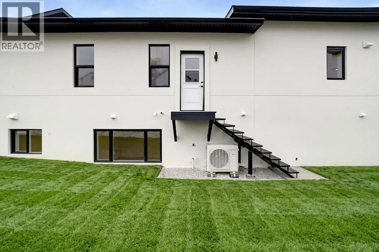 1080 9 Avenue NE Unit# 1 Lot# Proposed