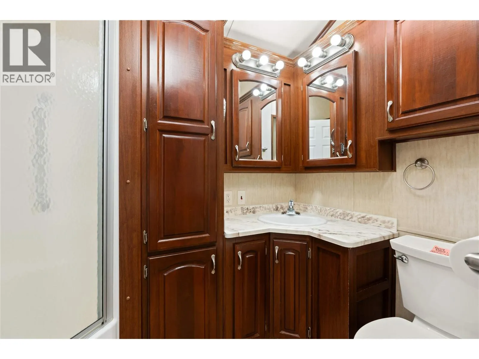 8000 Highland Road Unit# 82