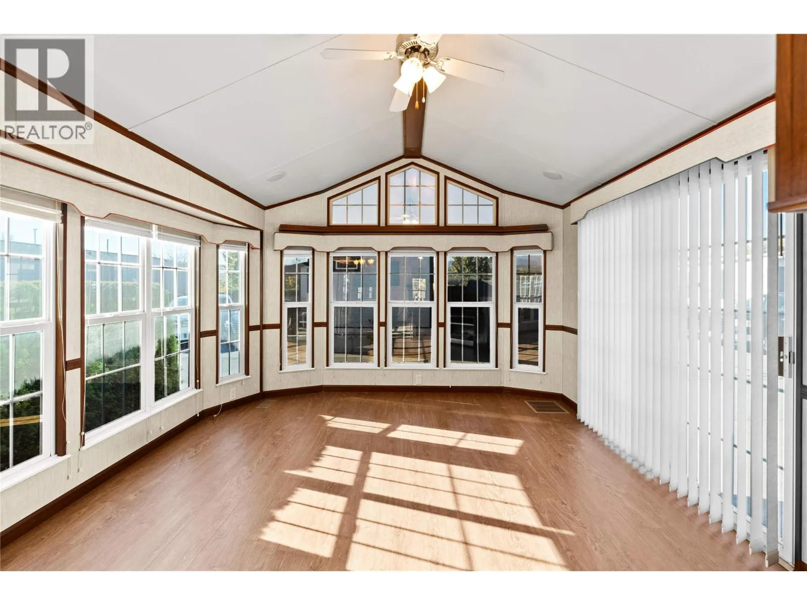 8000 Highland Road Unit# 82