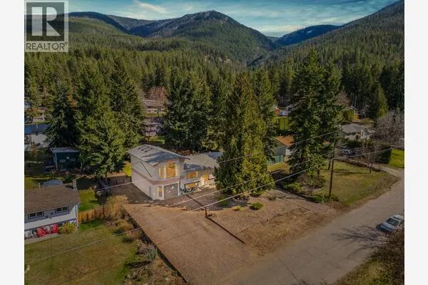 3419 Larch Drive