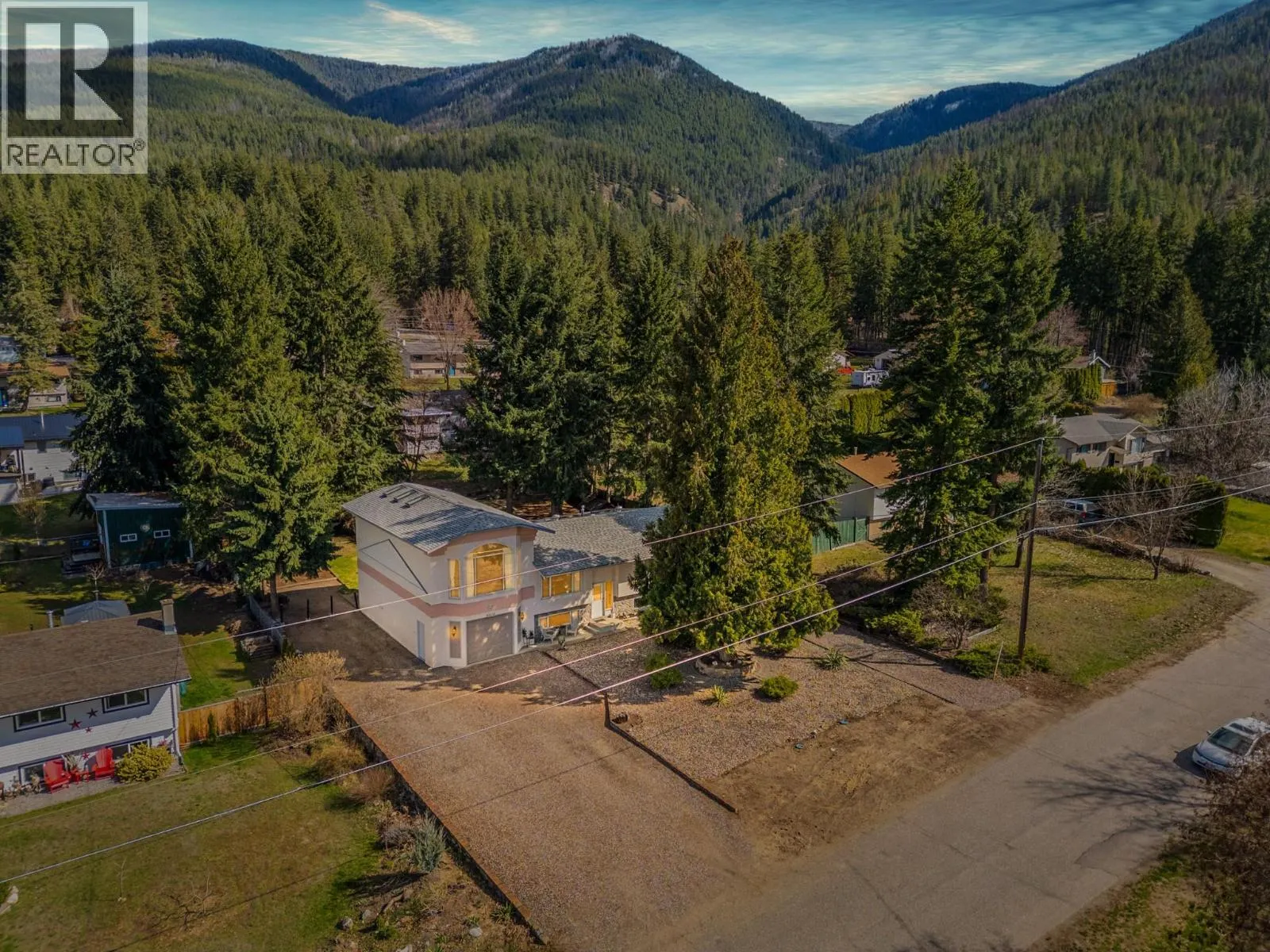 3419 Larch Drive