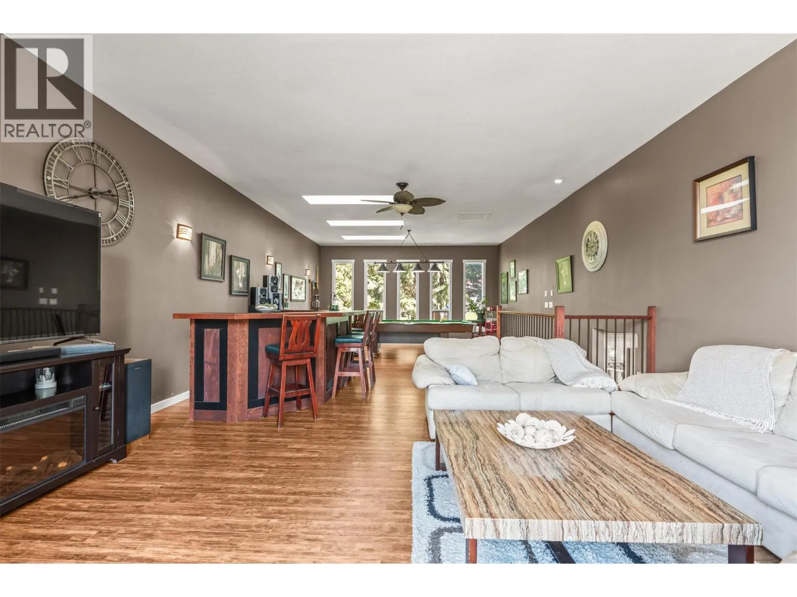 3419 Larch Drive