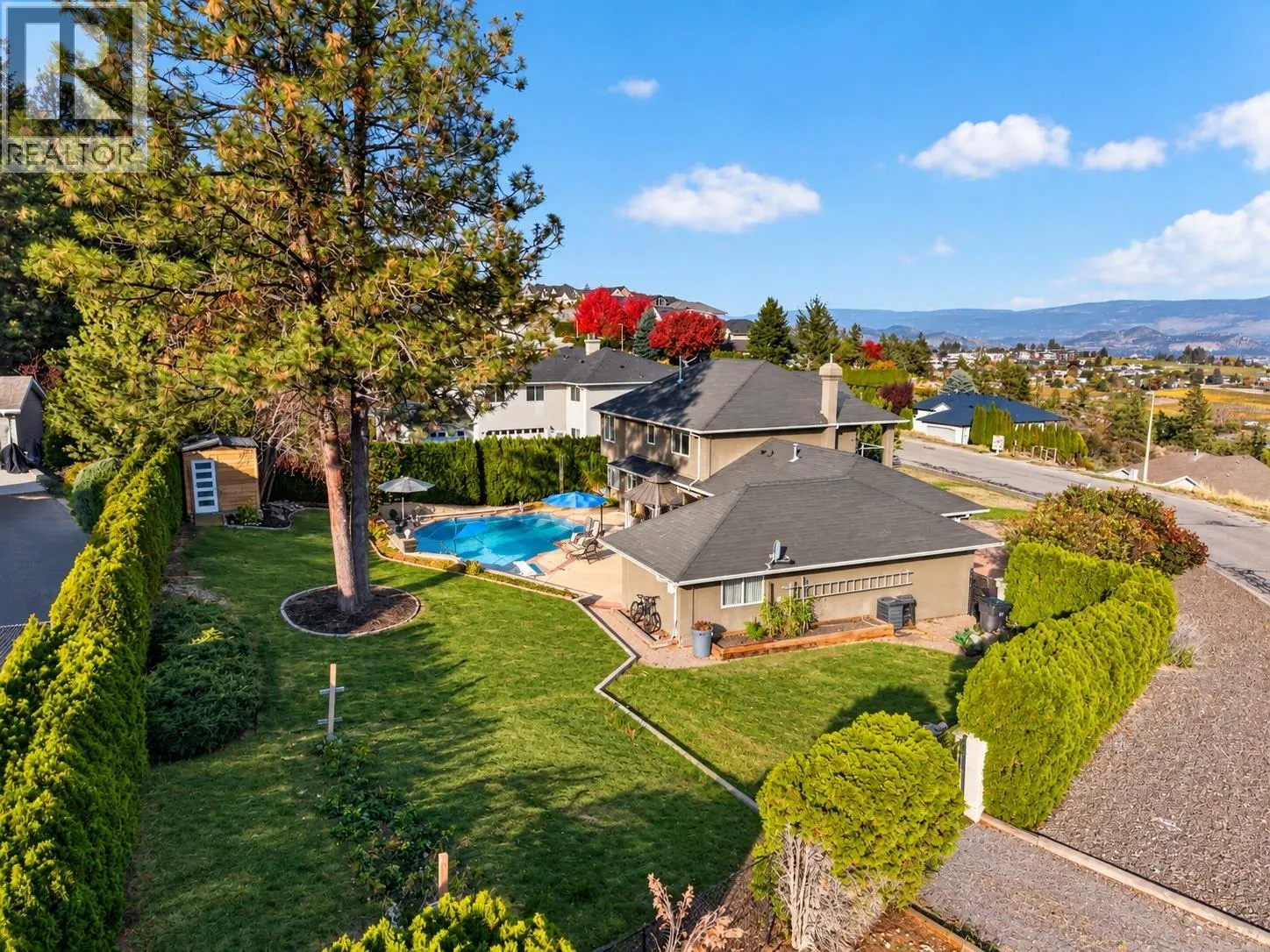 3016 Lakeview Cove Road