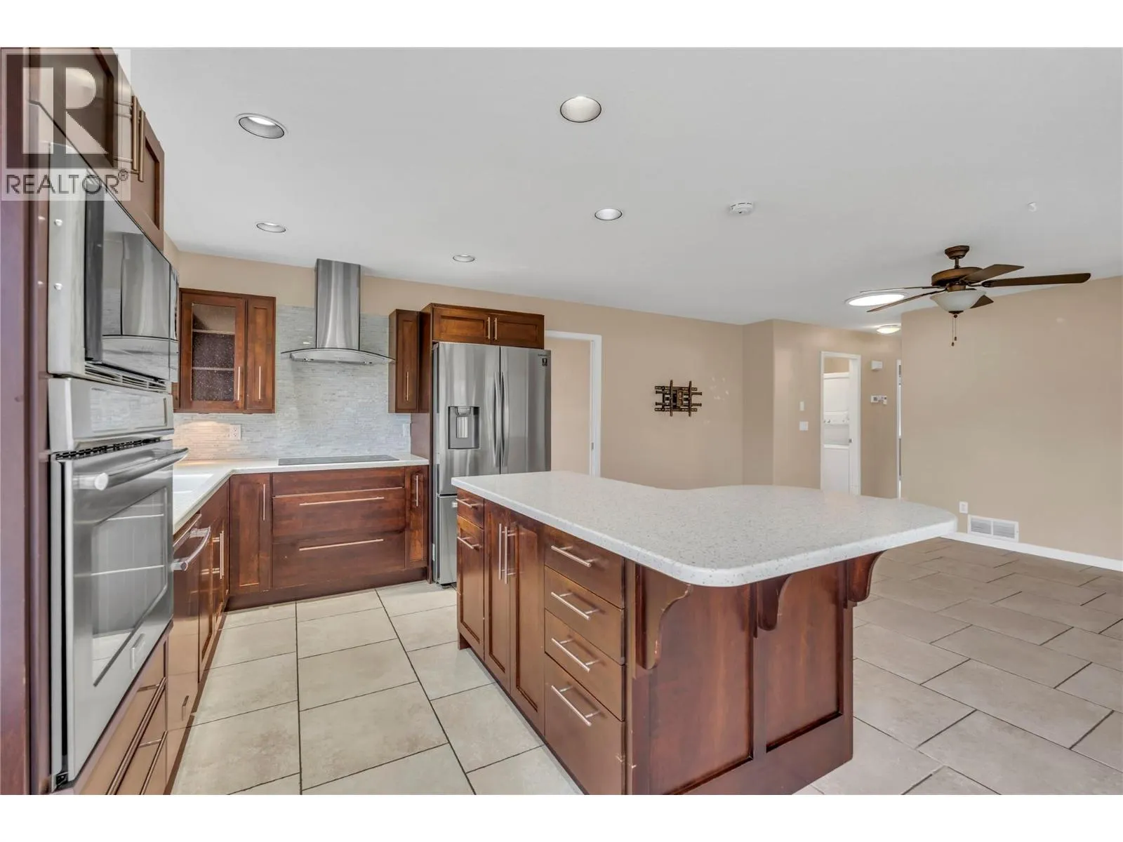 448 Ridge Place