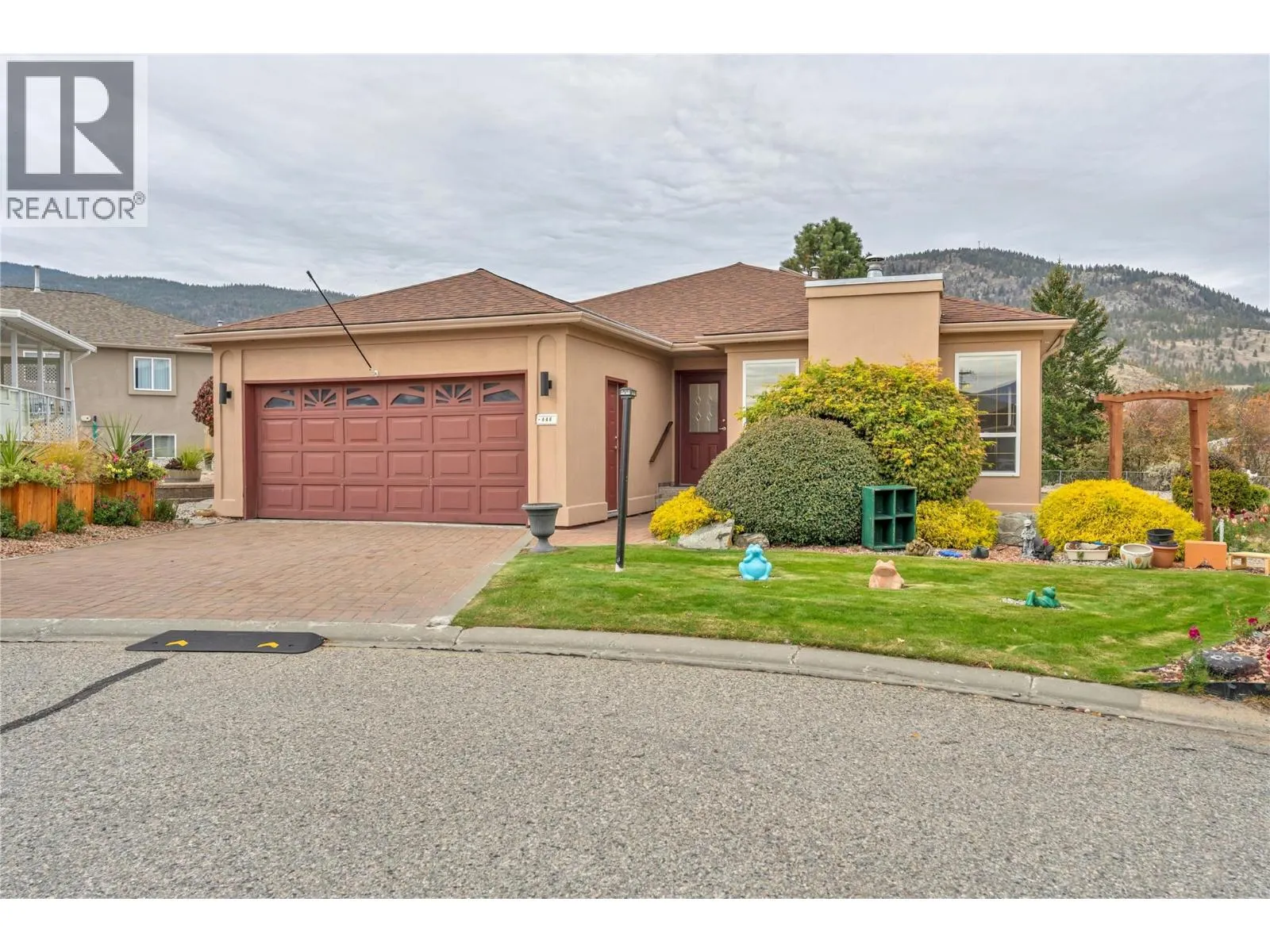 448 Ridge Place