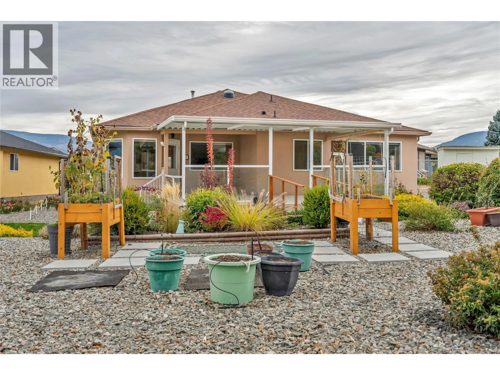 448 Ridge Place