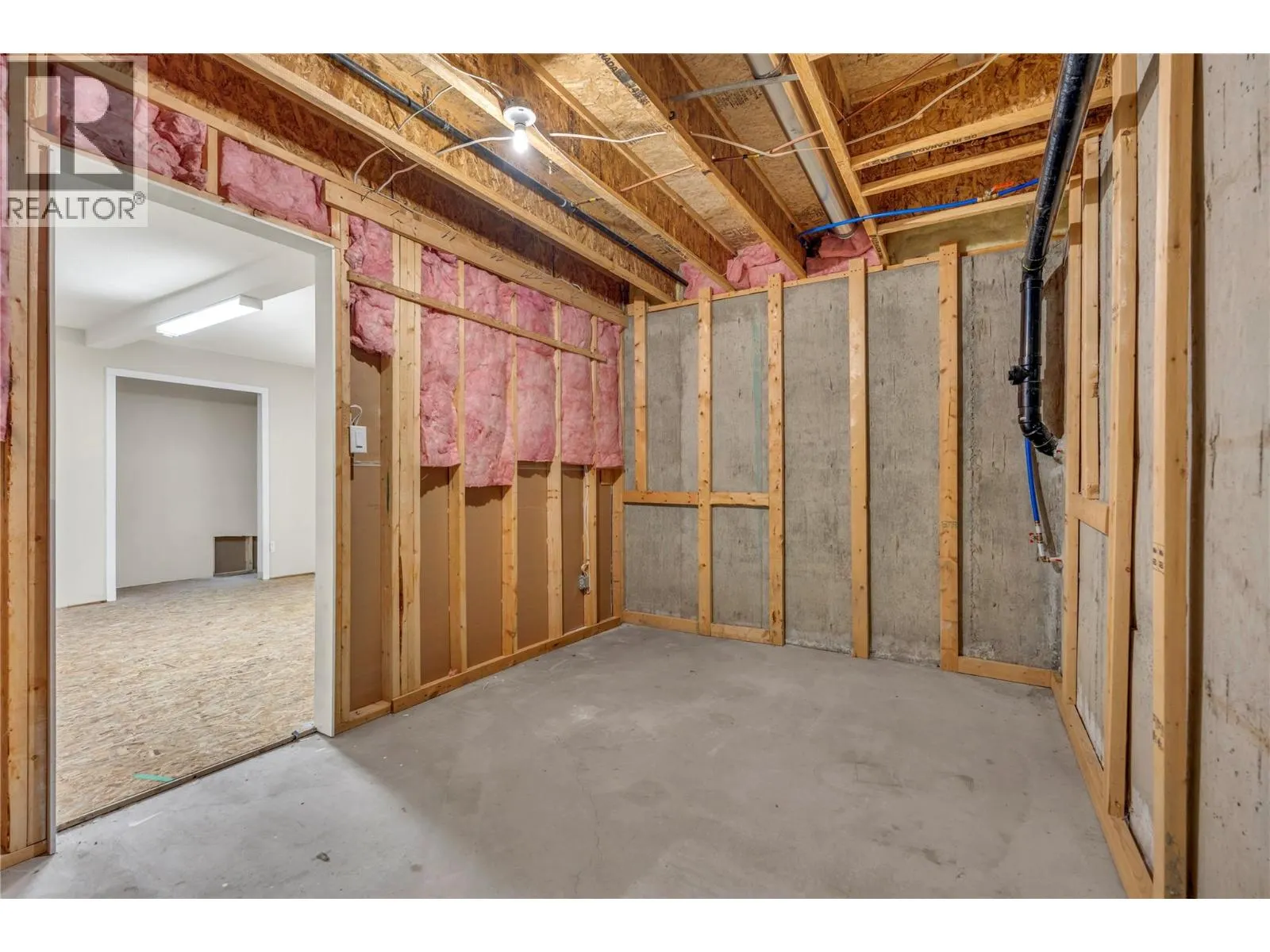 448 Ridge Place